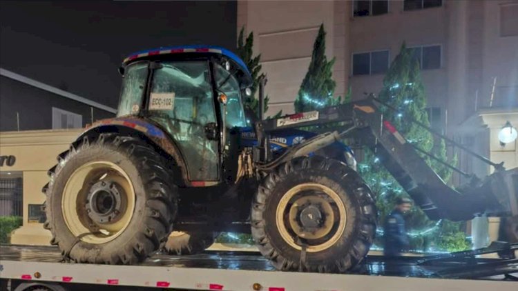 POLÍCIA MILITAR PRENDE CRIMINOSOS E RECUPERA TRATOR FURTADO EM NAZARÉ PAULISTA