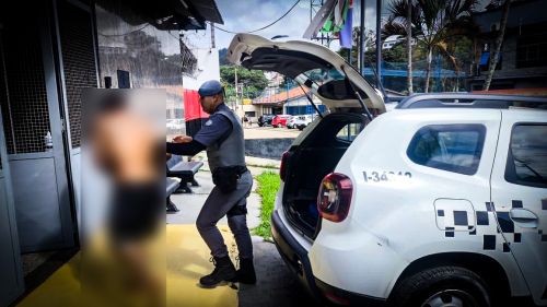 PM USA TASER E DETÉM HOMEM APÓS VIOLÊNCIA DOMÉSTICA EM BOM JESUS DOS PERDÕES