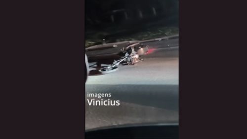 ACIDENTE ENVOLVENDO TRÊS VEÍCULOS CAUSA CONGESTIONAMENTO NA D. PEDRO I, ENTRE PERDÕES E ATIBAIA