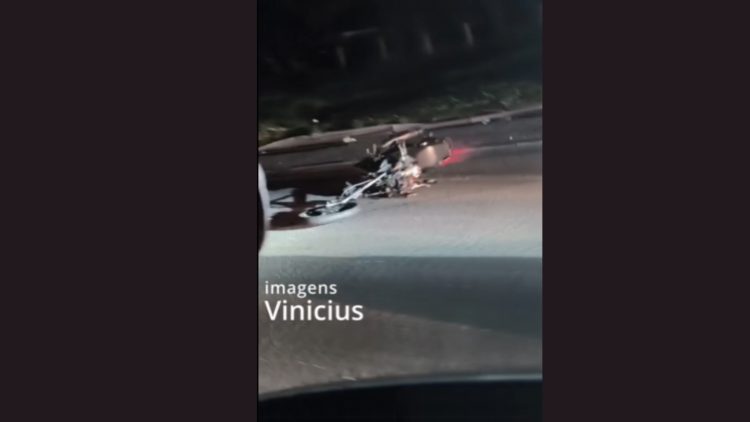 ACIDENTE ENVOLVENDO TRÊS VEÍCULOS CAUSA CONGESTIONAMENTO NA D. PEDRO I, ENTRE PERDÕES E ATIBAIA